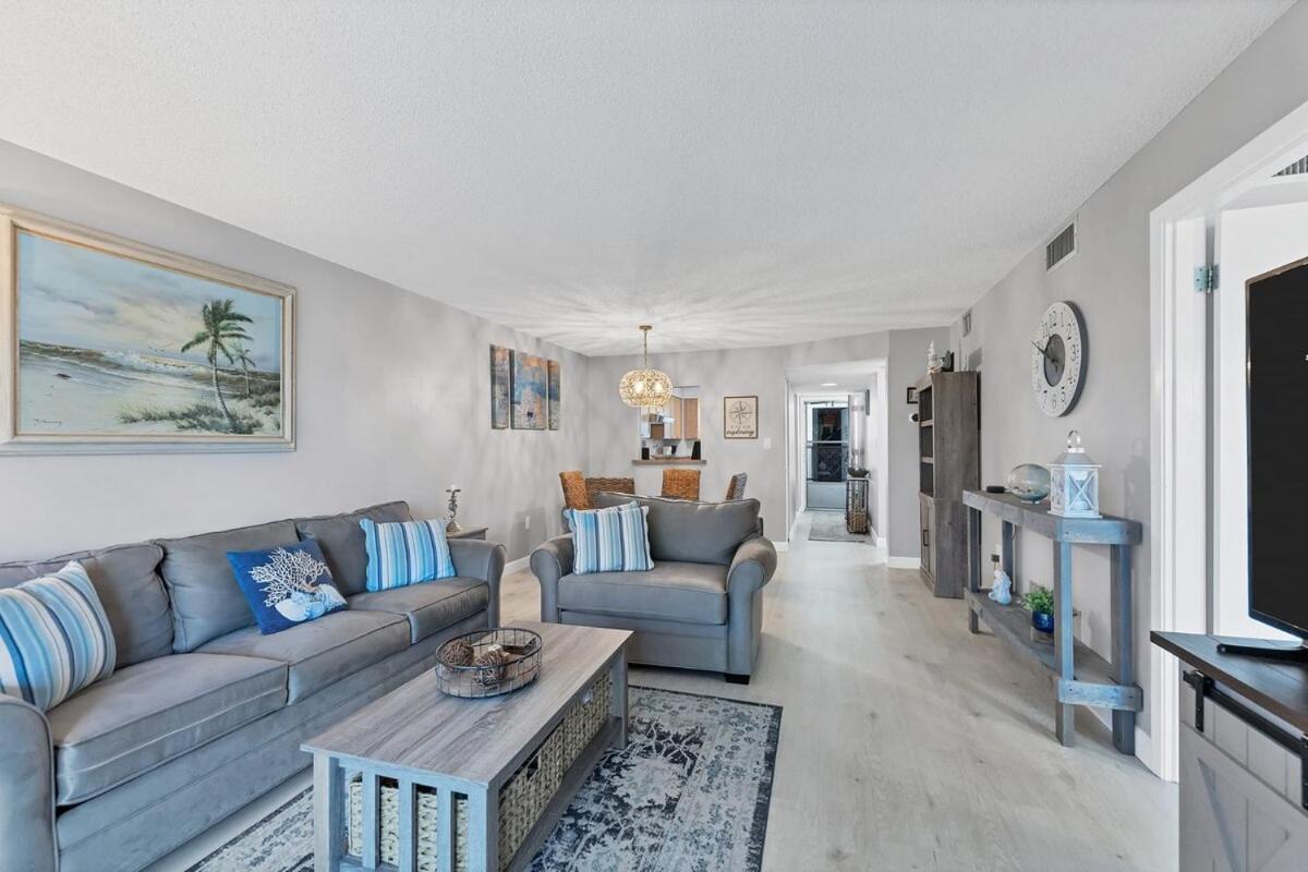 2 Bed 2 Bath Centrally Located On Siesta Key Βίλα Σεϊρασότα Εξωτερικό φωτογραφία