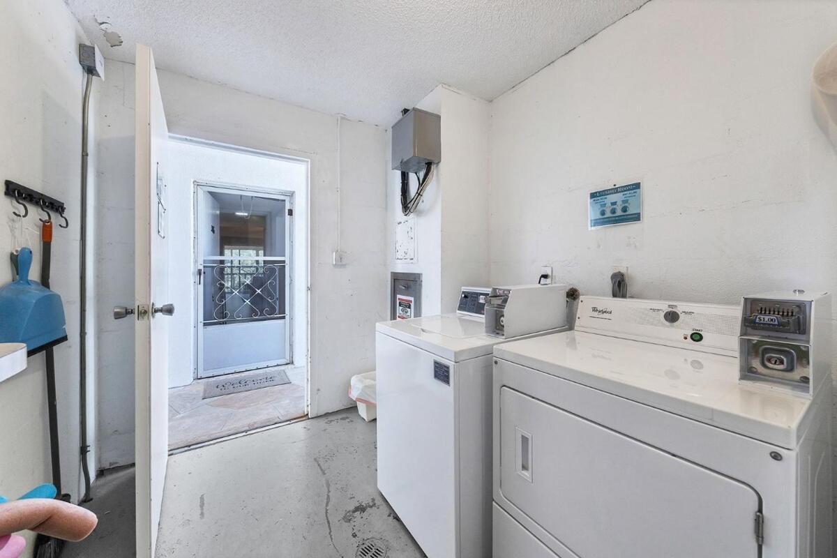 2 Bed 2 Bath Centrally Located On Siesta Key Βίλα Σεϊρασότα Εξωτερικό φωτογραφία